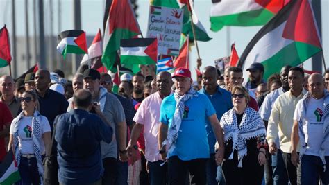 Thousands led by Cuba’s president march in Havana in solidarity with Palestinian people